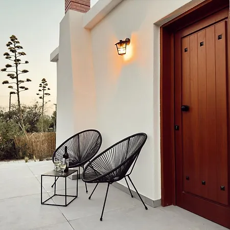 Holiday home Essential Escape Ii Psakoudia